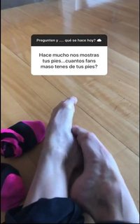 Magui Bravi feet photo thumbnail