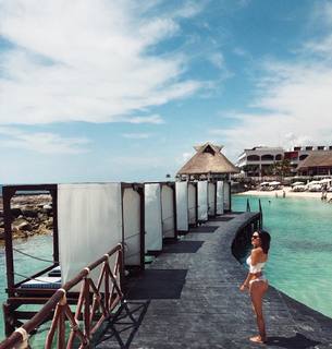 Magui Bravi feet photo thumbnail