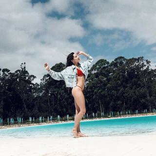 Magui Bravi feet photo thumbnail