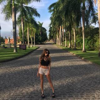 Magui Bravi feet photo thumbnail