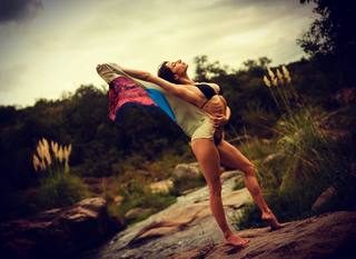 Magui Bravi feet photo thumbnail