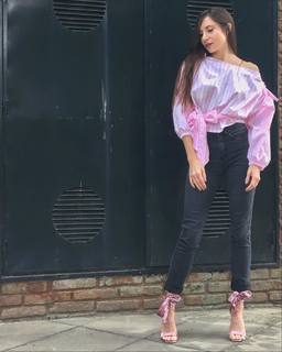 Magui Bravi feet photo thumbnail