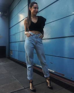 Magui Bravi feet photo thumbnail