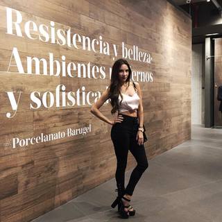 Magui Bravi feet photo thumbnail