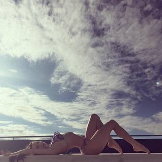 Magui Bravi feet photo thumbnail