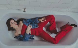 Magui Bravi feet photo thumbnail