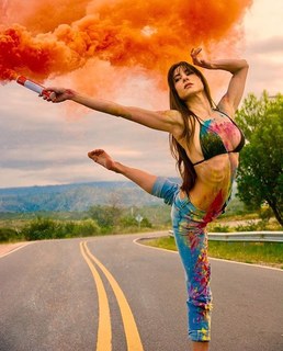 Magui Bravi feet photo thumbnail