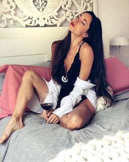 Magui Bravi feet photo thumbnail