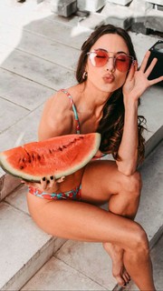 Magui Bravi feet photo thumbnail