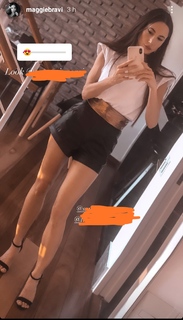 Magui Bravi feet photo thumbnail