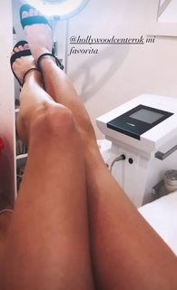 Magui Bravi feet photo thumbnail