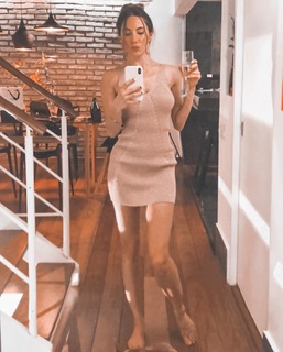 Magui Bravi feet photo thumbnail