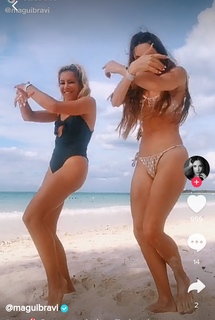 Magui Bravi feet photo thumbnail