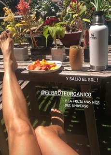 Magui Bravi feet photo thumbnail