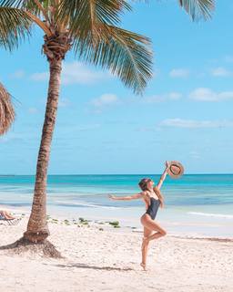 Magui Bravi feet photo thumbnail