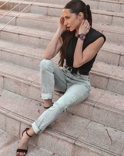 Magui Bravi feet photo thumbnail