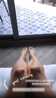 Magui Bravi feet photo thumbnail