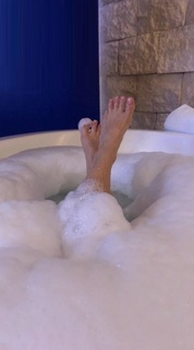 Magui Bravi feet photo thumbnail