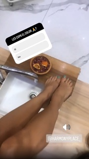 Magui Bravi feet photo thumbnail