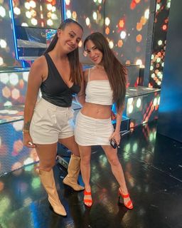 Magui Bravi feet photo thumbnail