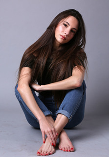 Magui Bravi feet photo thumbnail