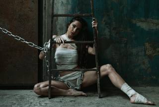 Magui Bravi feet photo thumbnail