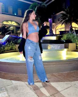 Magui Bravi feet photo thumbnail