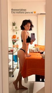 Magui Bravi feet photo 1