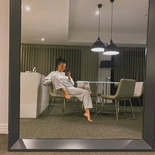 Mahalia Burkmar feet photo 9