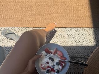 Mahalia Burkmar feet photo 15