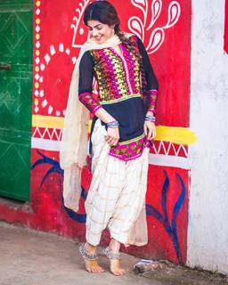 Mahi Sharma feet photo 6