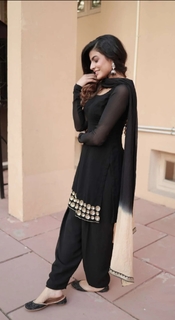 Mahi Sharma feet photo 3