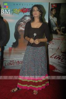 Mahie Gill feet photo thumbnail