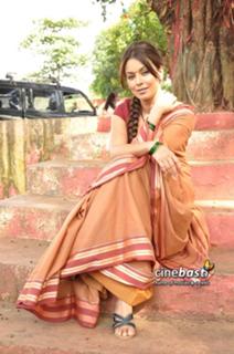 Mahima Chaudhry feet photo thumbnail