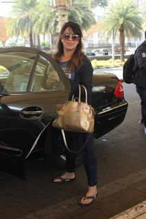Mahima Chaudhry feet photo thumbnail