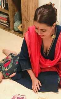 Mahima Chaudhry feet photo thumbnail