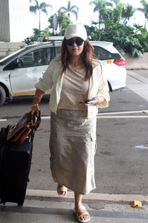 Mahima Chaudhry feet photo thumbnail