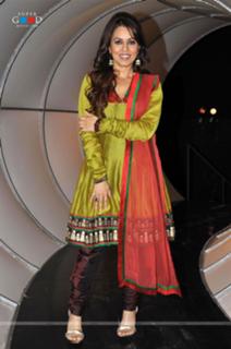Mahima Chaudhry feet photo thumbnail