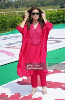 Mahima Chaudhry feet photo 8