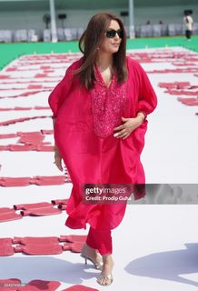 Mahima Chaudhry feet photo 4