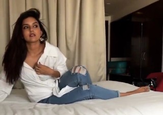 Mahima Nambiar feet photo 17