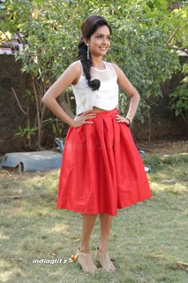 Mahima Nambiar feet photo 2