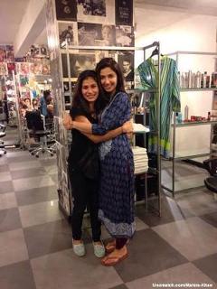 Mahira Khan feet photo thumbnail