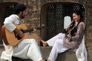 Mahira Khan feet photo thumbnail