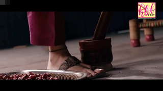 Mahira Khan feet photo thumbnail