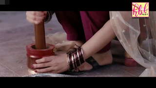 Mahira Khan feet photo thumbnail