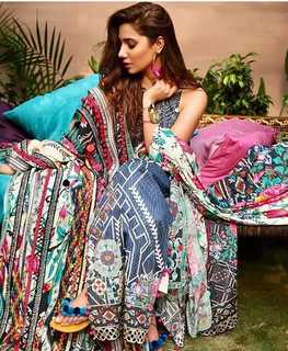 Mahira Khan feet photo thumbnail