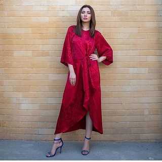 Mahira Khan feet photo thumbnail