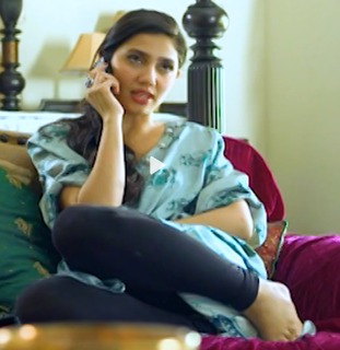 Mahira Khan feet photo thumbnail