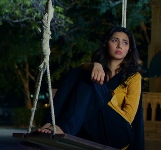 Mahira Khan feet photo thumbnail